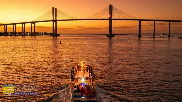 P&ocirc;r do Sol no Rio Potengi